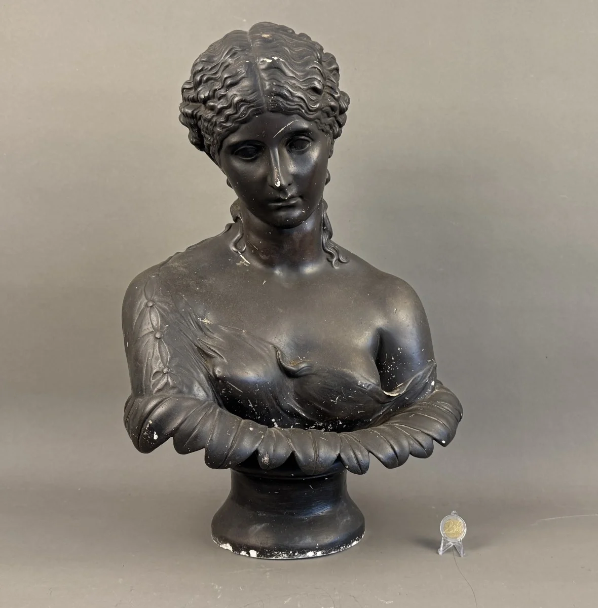 Büste der Nymphe Clytie, griechischen Mythologie,  Gips, basierend auf einem antiken römischen Original im British Museum. H 52 cm
