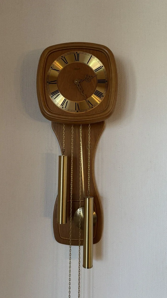 Hermle Wanduhr mit Pendelwerk, Holz, Vintage
