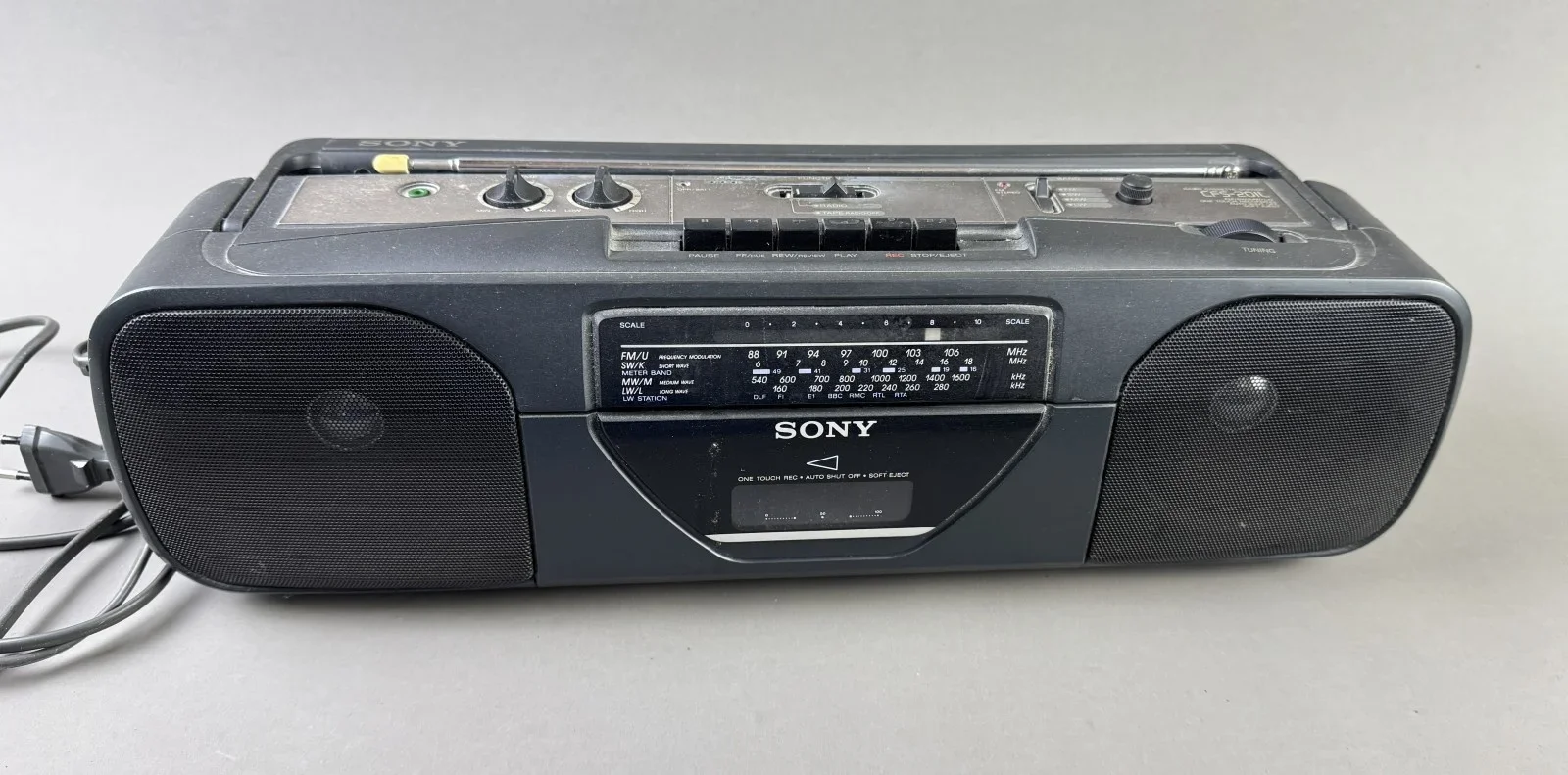 Sony Boombox mit Radiorecorder CFS-201L