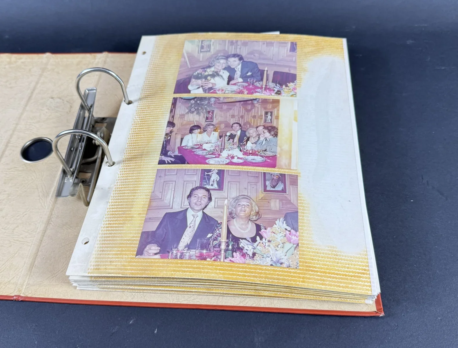 Fotoalbum mit Film und Familienfotos aus den 1970er Jahren, Privatbesitz Heidelind Weis