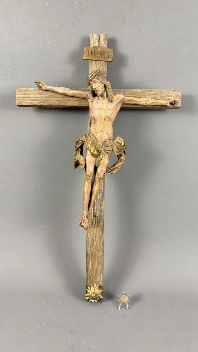Geschnitztes Holzkruzifix, um 1900, H 66 cm