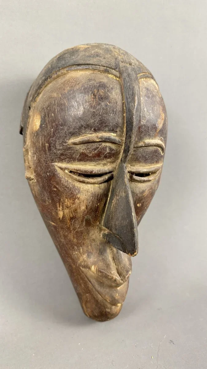 Afrikanische Holzmaske, wohl Lega oder Fang, geschnitzt, H33 cm